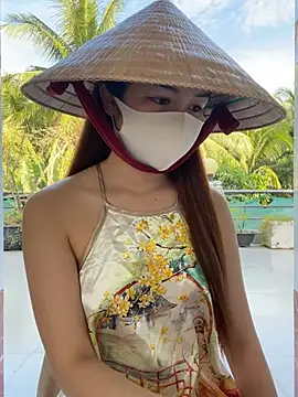 My_Melodyy - Make me pussy cum in public garden 🪴😈