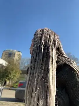 SandraCarter - Show ass in public