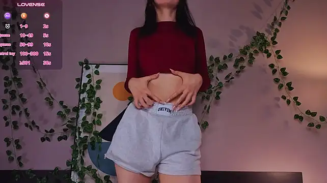 NylaVeyne - 💜lick you💜
