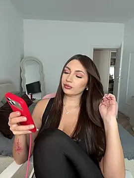 ClaraaJoy - Pleasure me or just love me