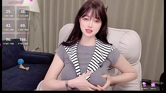 Uikyy1 - 我的愿望很小就四个字 不劳而获哈哈
