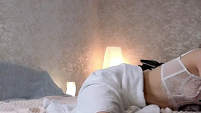 Elizabethpauline - Slobber all over my sexy tits