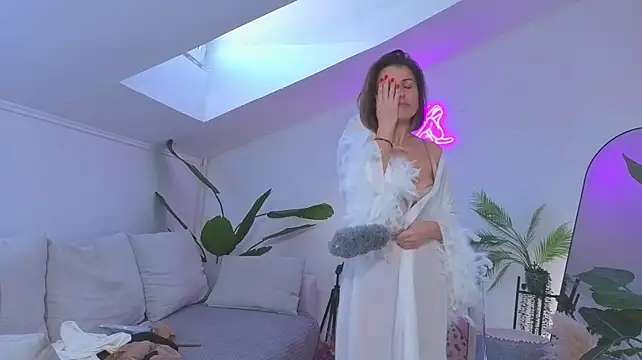 Hannahflora - Sensual nipple tickles with duster