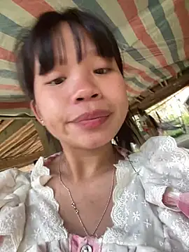 Hoa1a - Ủng hộ em ở lại xem vu chồng yêu