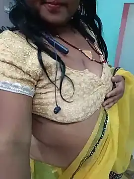 Queen_pritima - Open boobs & oil