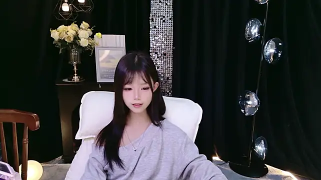 Nuo-Nuo-111 - 边唱边跳一整首