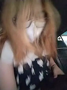 AsianMhiendy - fuck dildo inside the car