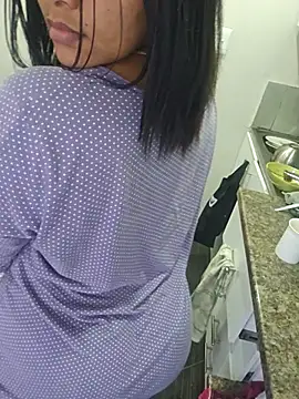 Feisty_stunner - Make me squirt♨️