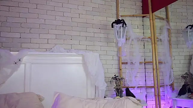 AhhMia - Squirt Show 😜 Powered my Your Vibeees