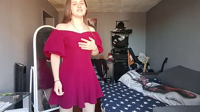 AlessandraToth - a short dance for your favorite spectato