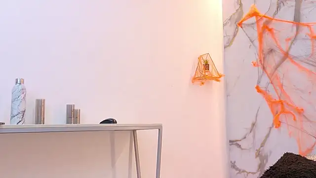 SamanthaFox_8 - Oil on ur ass🍑