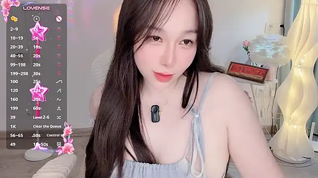 Liz-nn - 生活不用满分，舒服自在就够（超刺激假阳具特写插入5分钟+玩具震豆豆）招守护男友