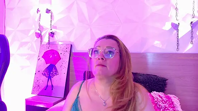 SammiraMorgan - doggy + slap ass