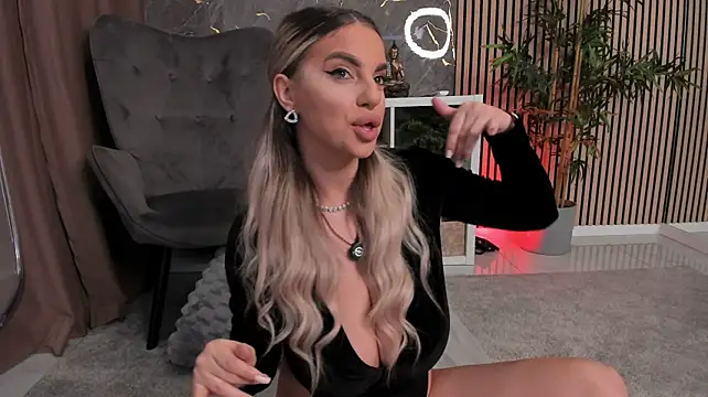 PearlPlenty - Get me undressed💦❤️