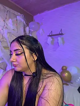 Amaliadaltonn - missionary squirts+control toy 10 mn 🥵