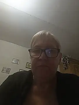 Molli1408 - Topless ❤️роздягнутись