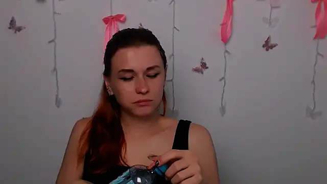 PeppyMia - sexy dance + slap on as