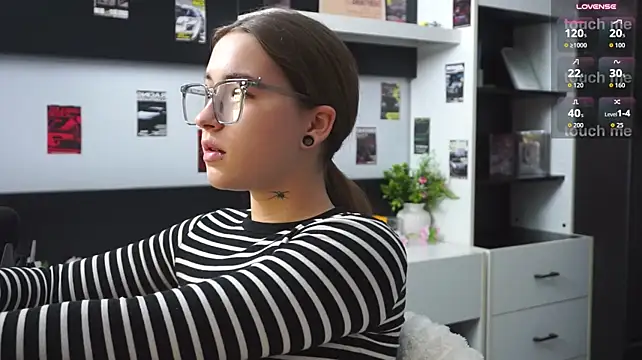 EvaAndLuna - nude doggy tease