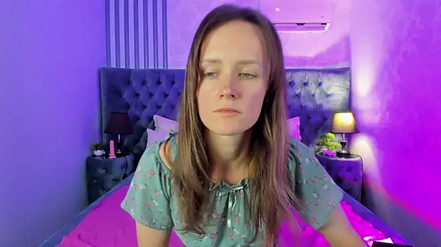 SabrinaNoel - Suck dildo 3 min