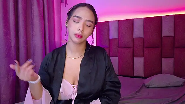 HilaryBrawn - ride dildo
