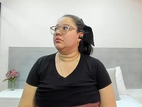 ValentinaaVoss - DANCE SENSUAL X5 MINUTES