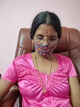 Tamil_peenqueen