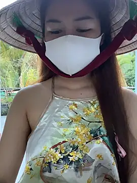 My_Melodyy - Make me pussy cum in public garden 🪴😈