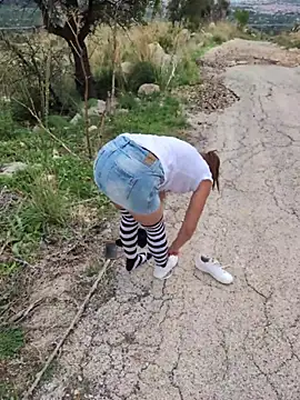 Samira-Summer - Finger her Pussy lt 2 videos