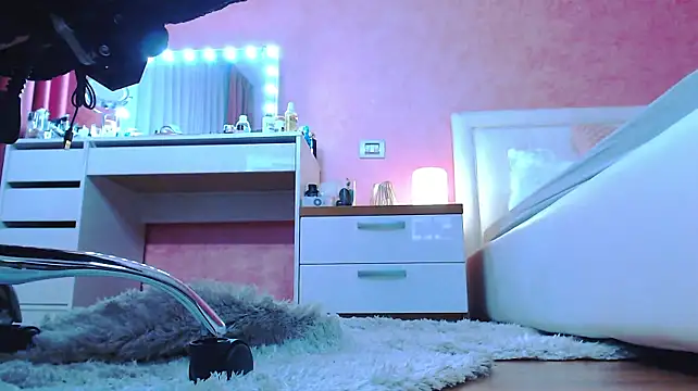 MissKora - epic goal:pay my house(use tipmenu )
