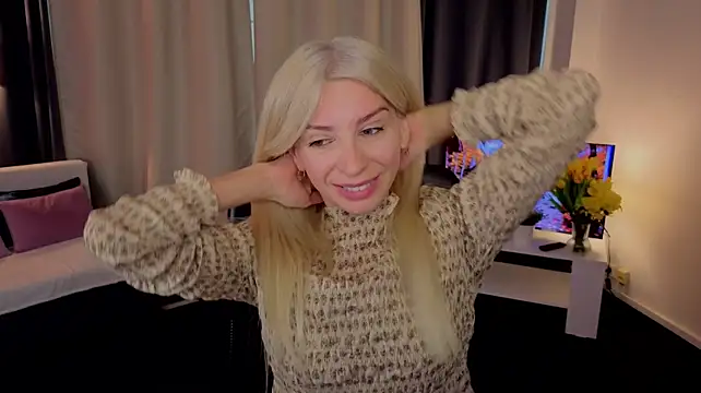 EllisSkyy - eye contact