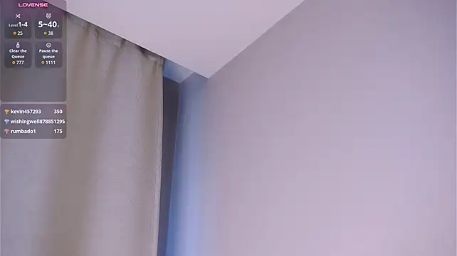 JohanaSugerak - tease u with my ass
