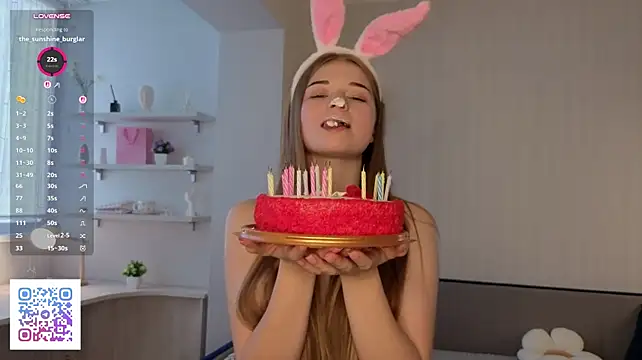RosamariaBreeding - Cum on my body😈