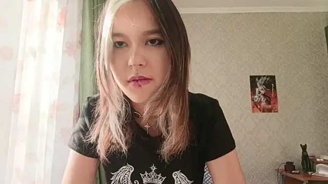 LediLison - show my cute panties