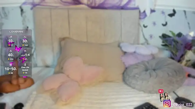 Christal_cutee - Fingers inside my wet pussy 🤤💦🫦