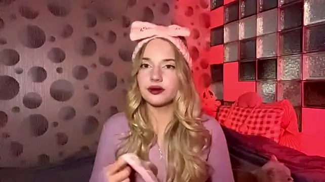 ShastaSamaniego - I’ll show you my cute outfit