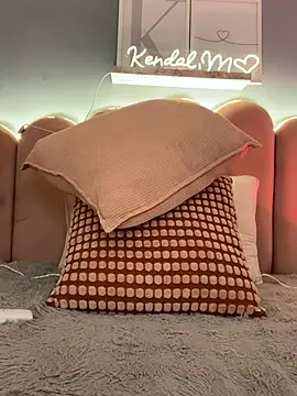 KendalMilleer - suck your two big nipples at the same ti