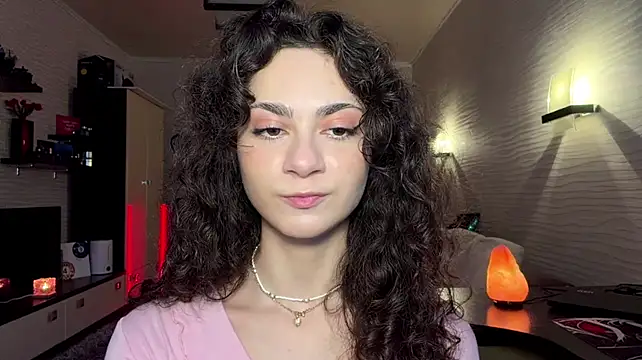 JaquelynRollend - maybe u can give a great start?😍