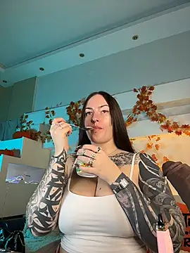 Tattitude_ - Topless 10 minutes