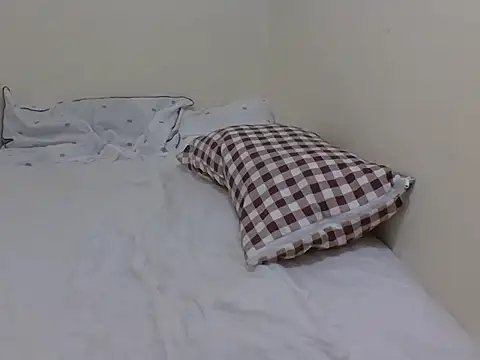 MoonXLight00 - 5mins pussy rubbbb