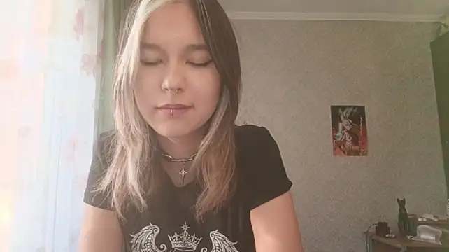 LediLison - show my cute panties
