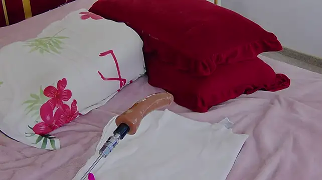 AuraMIlf - Instant squirt