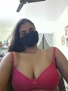 Its_Riya1 - 30 sec dance without top