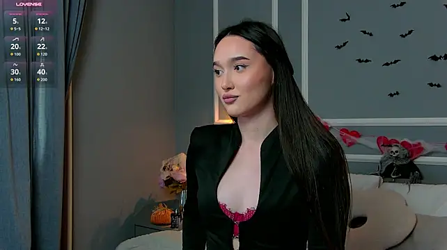 LindaMaxx - teasing dance