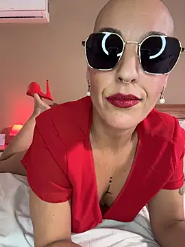 Emprexkala - topless / breastmilk / soft humiliation