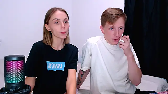Juliaanddima - Get naked