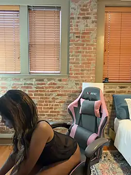Jessicasnoww - Flash boobs