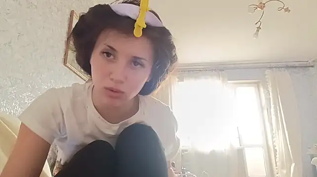 JaneenSantis - Soft lip bite 😳
