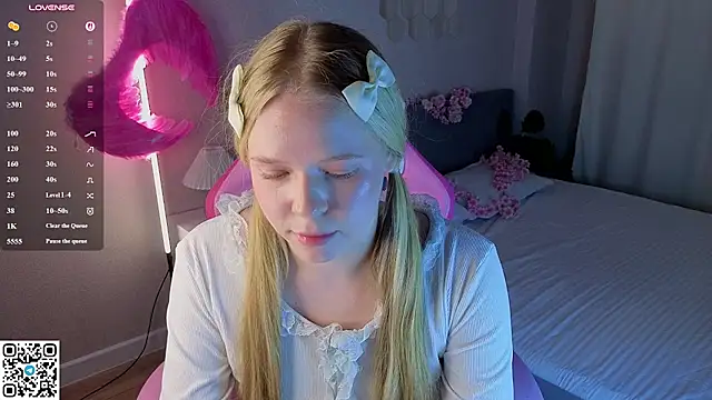Sweet_Angelll - spank softy ass until red 20 times