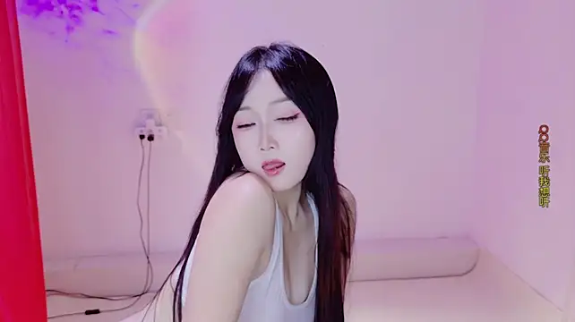 Luna1314 - 脱下她的丝袜+性感精油按摩大腿100次