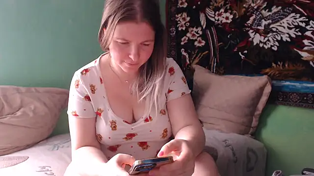 Aliceandmario - cum in mouth and swallow